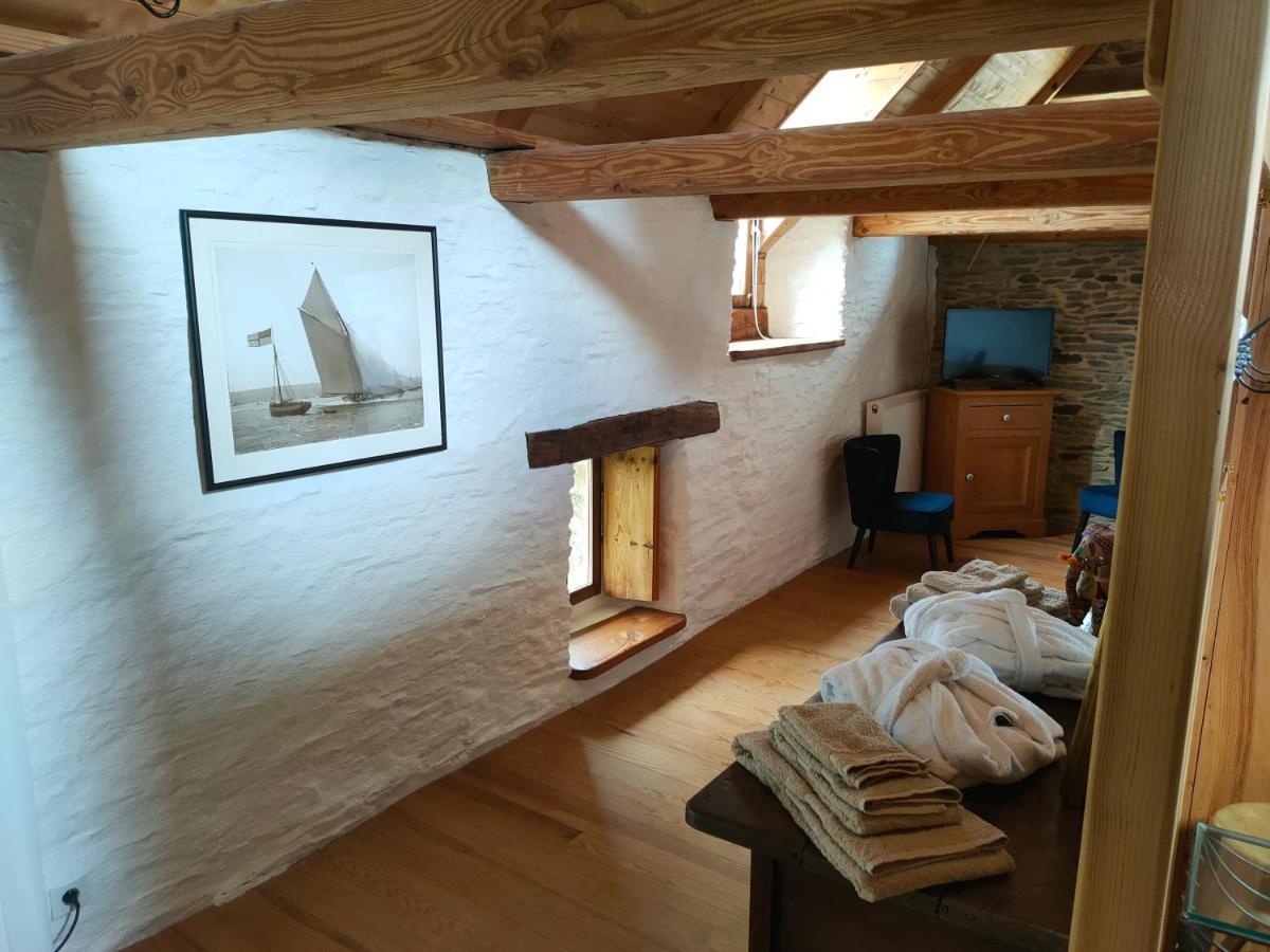 Chambres D'Hotes, Zimmer, Domaine De Kervennec Carhaix-Plouguer Kültér fotó